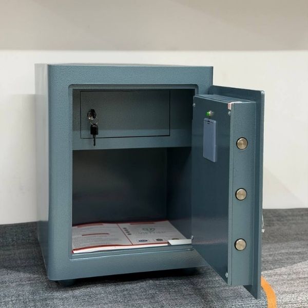 Két sắt việt tiệp BO50BF Pro màu xanh