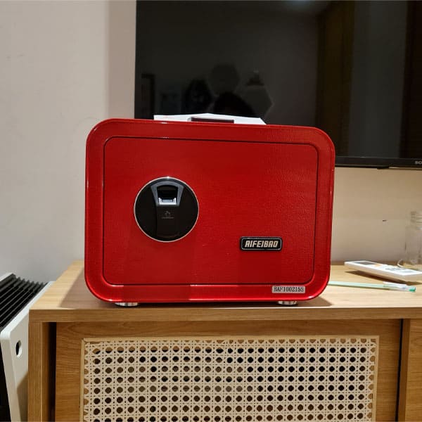Két sắt mini Aifeibao HK-MD-25II-QCZ vân tay chính hãng