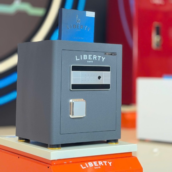 Két sắt mini Liberty LB45S vân tay điện tử chính hãng
