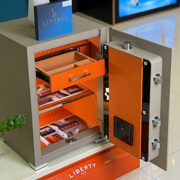 Két sắt Liberty LB58-S9-PRO-G vân tay điện tử màu gold chính hãng