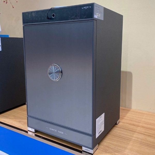 Két sắt Liberty LB68-S7II vân tay chính hãng